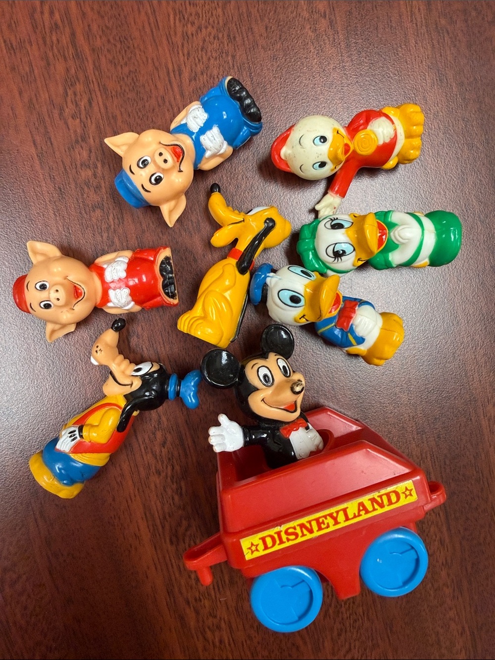 Disney Mini Figures Set with Red Disneyland Wagon and Blue Wheels